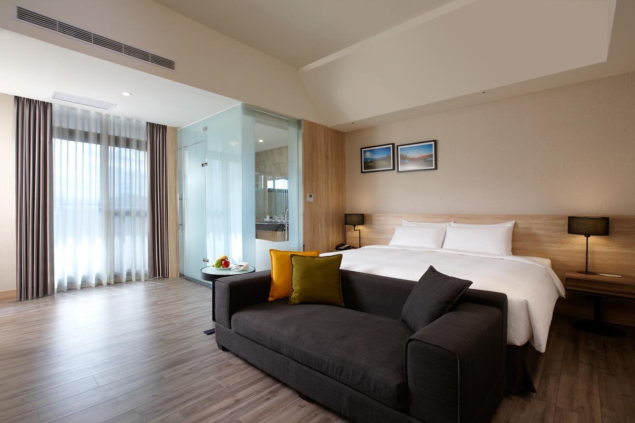 The Ho Hotel Hsinchu stad Exteriör bild
